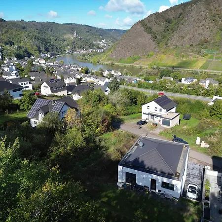 Bella Mosella 公寓 *